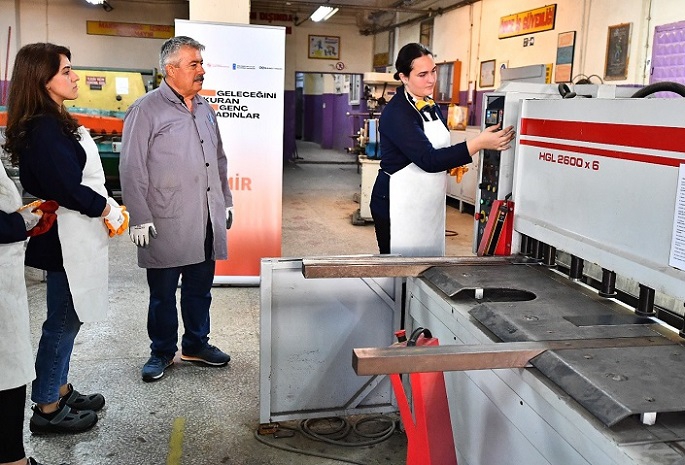 Meslek Fabrikası, kadın oksijen kaynakçıları yetiştiriyor