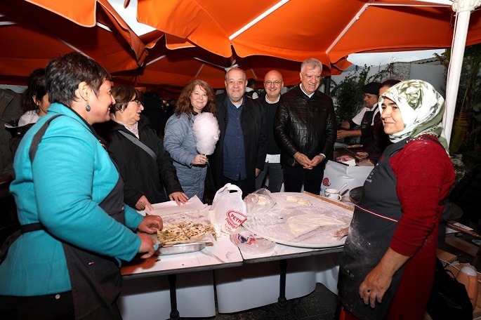 Narlıdere'de 'Toprak Ana' günü, lezzet sokakta!