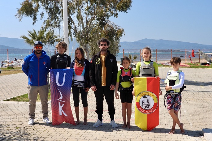 Yarımada'nın Rüzgarı İtalya'da Esecek