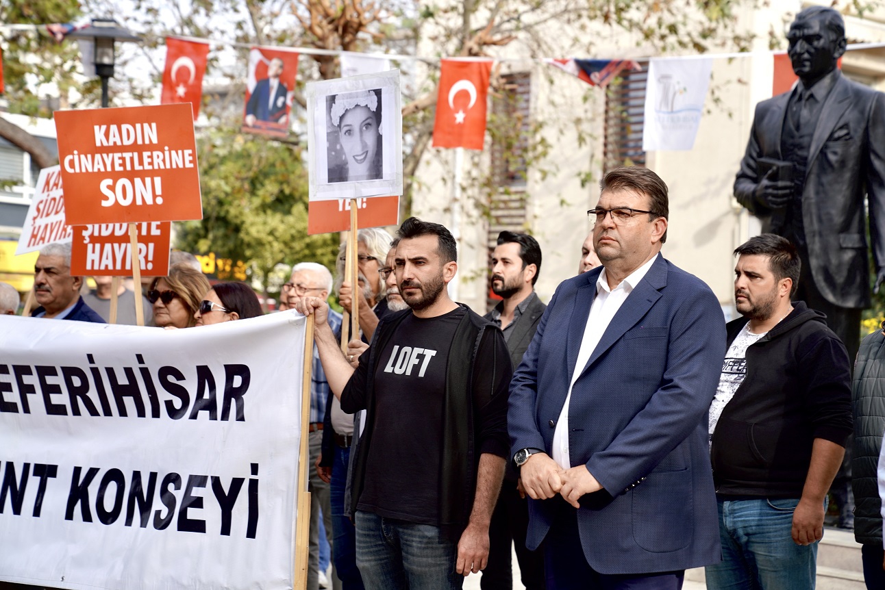 Kadın cinayetleri Seferihisar’da protesto edildi